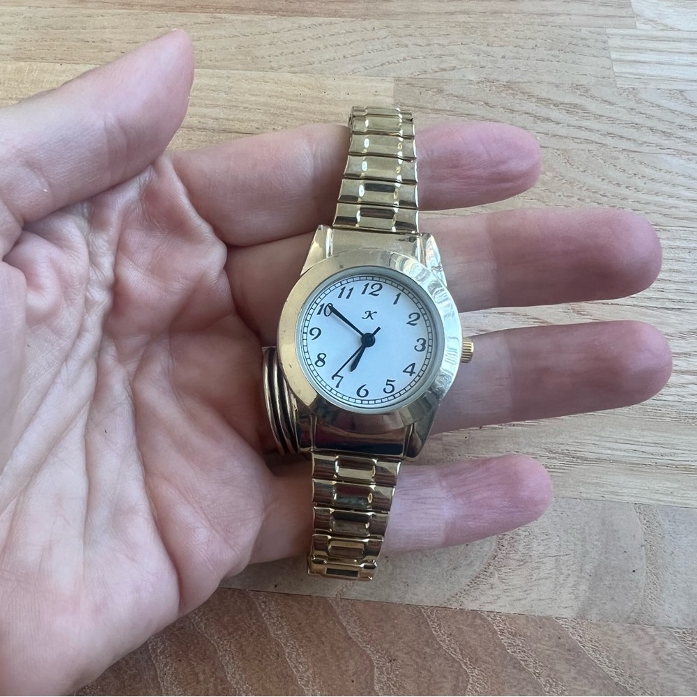 Miles kimball ladies gold tone expansion bracelet dress watch NEW BATTERY